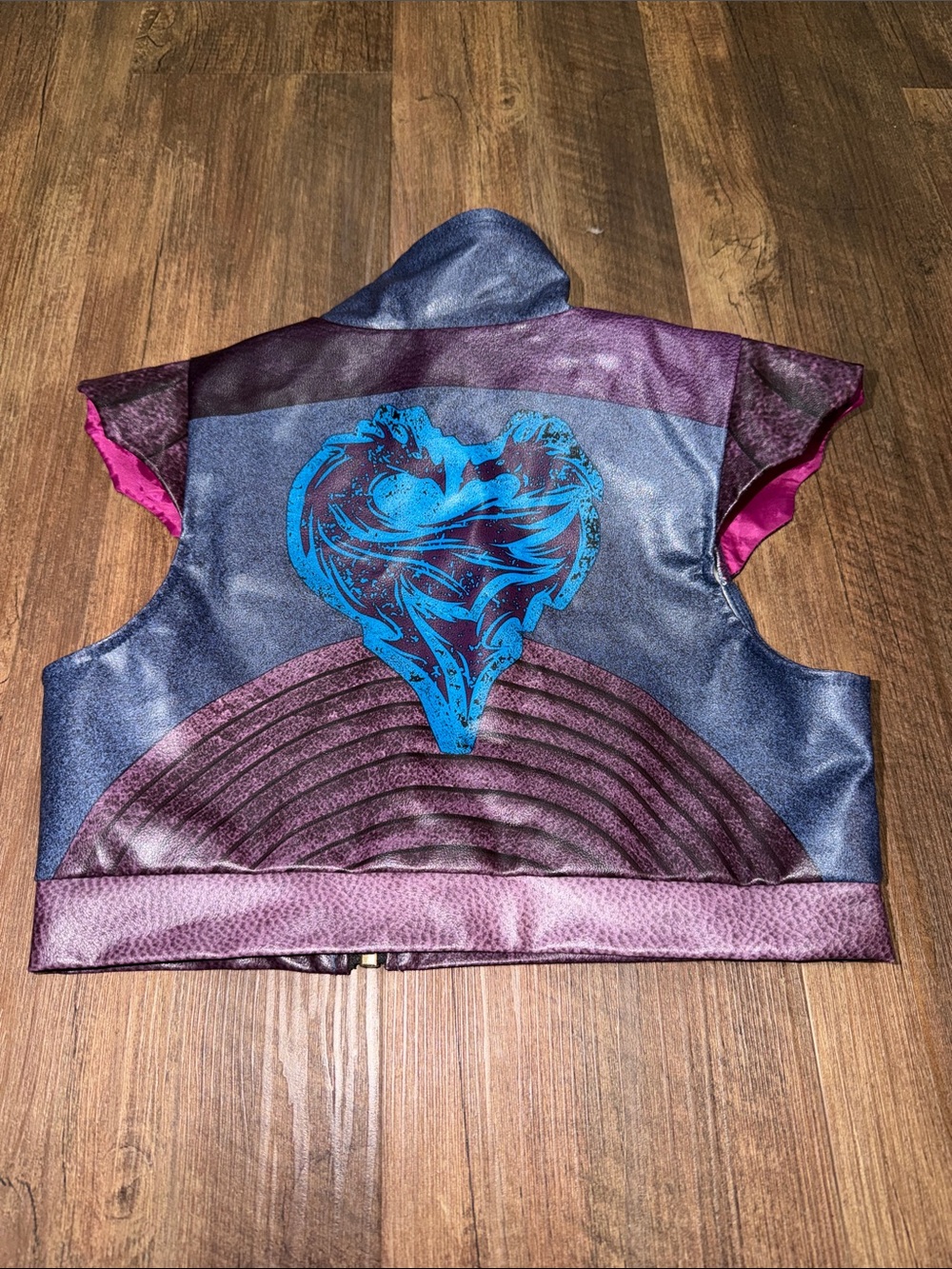 Disney Mal Faux Leather Purple Vest Descendants 3 size M EUC - Picture 3 of 3